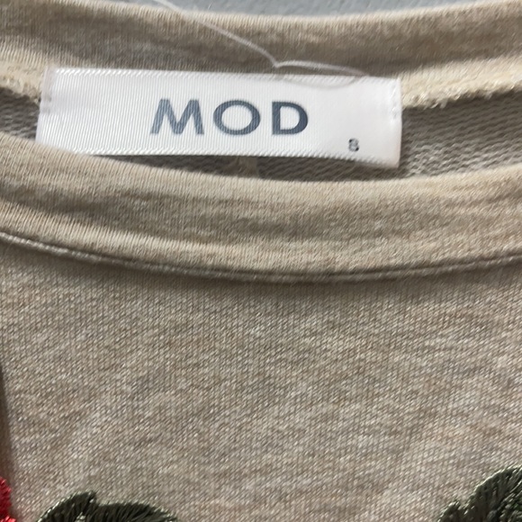 Mod boutique rose top - Picture 2 of 4